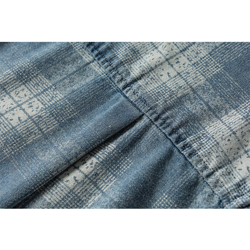 Herren Lockeres Karo-Hemd im Vintage-Denim-Look mit aufgesetzter Brusttasche und Used-Details Echoarchiv