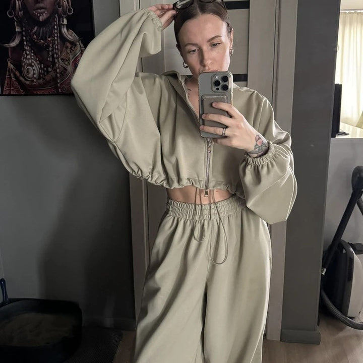 Damen nan kurzes Reißverschluss-Cropped-Hoodie und weitgeschnittene Highwaist-Loungehose Set Echo Archiv