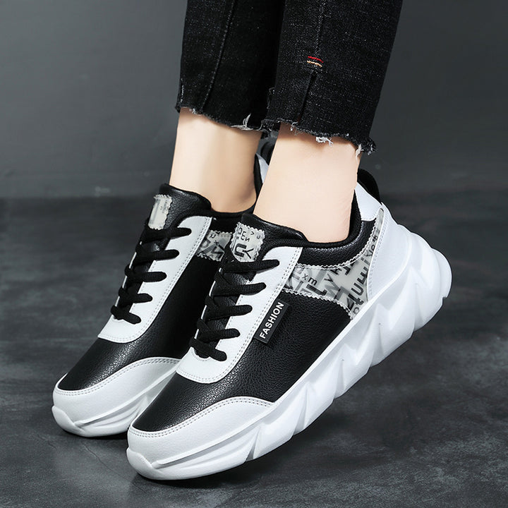 Damen nan urbaner voluminöser Sneaker mit weichem Kunstfellfutter, gepolstertem Einstieg und markanter Profilsohle Echo Archiv