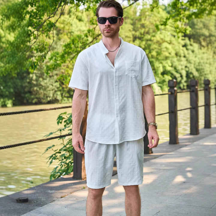 Herren Kurzarm-Hemd und Shorts Set mit modernem Stehkragen und atmungsaktiver Struktur Echoarchiv