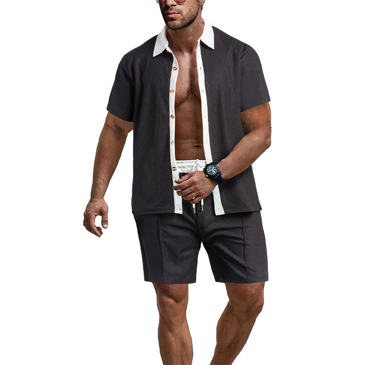 Herren lässiges Set aus kurzärmligem Hemd und Shorts mit strukturiertem Gewebe Echoarchiv