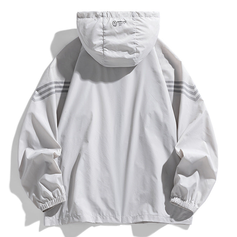 Herren Leichte Windbreakerjacke mit Kapuze und praktischen Taschen Echo Archiv