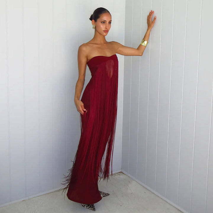 Damen Elegantes Maxi-Kleid mit Fransen und tiefem Ausschnitt Echo Archiv
