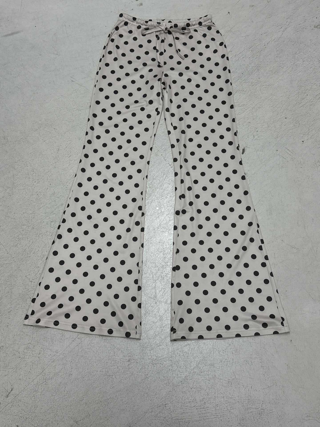 Damen nan ausgestellte Highwaist-Jerseyhose mit Punktmuster und Kordelzugbund Echo Archiv