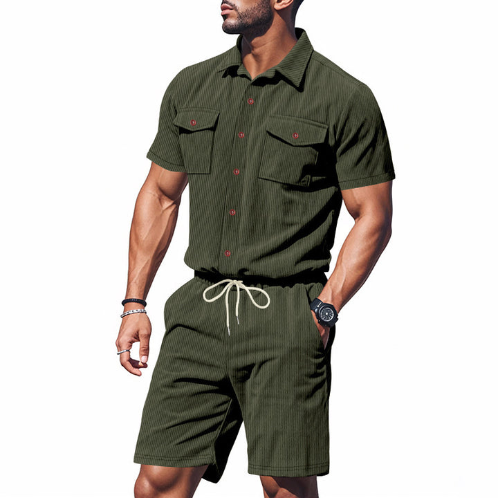 Herren Shorts-Anzug mit strukturiertem Design und praktischen Taschen Echoarchiv