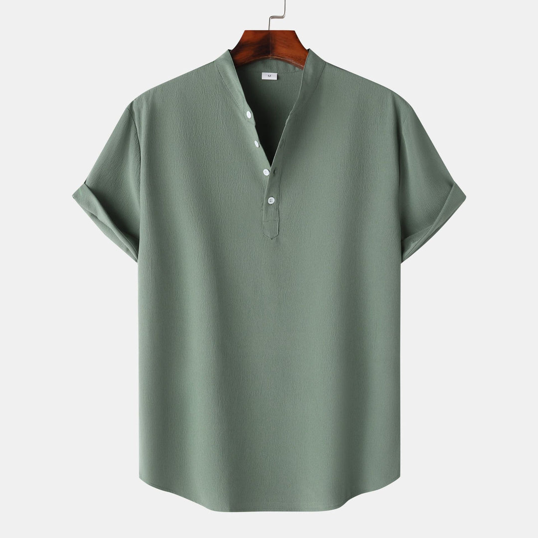 Herren Kurzarmhemd mit modernem Henley-Design und funktionalen Knöpfen Echoarchiv