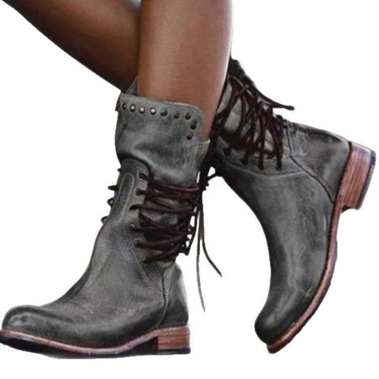 Damen Schnürstiefel im Vintage-Look aus Lederimitat mit Nietenbesatz und niedrigem Blockabsatz – Lioré