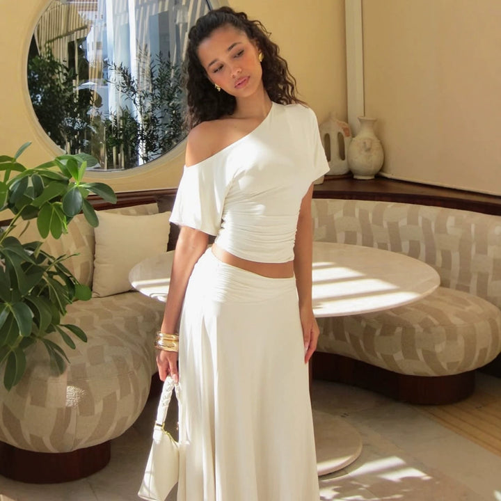 Damen Elegantes Maxikleid mit asymmetrischem Design und Raffung Echo Archiv