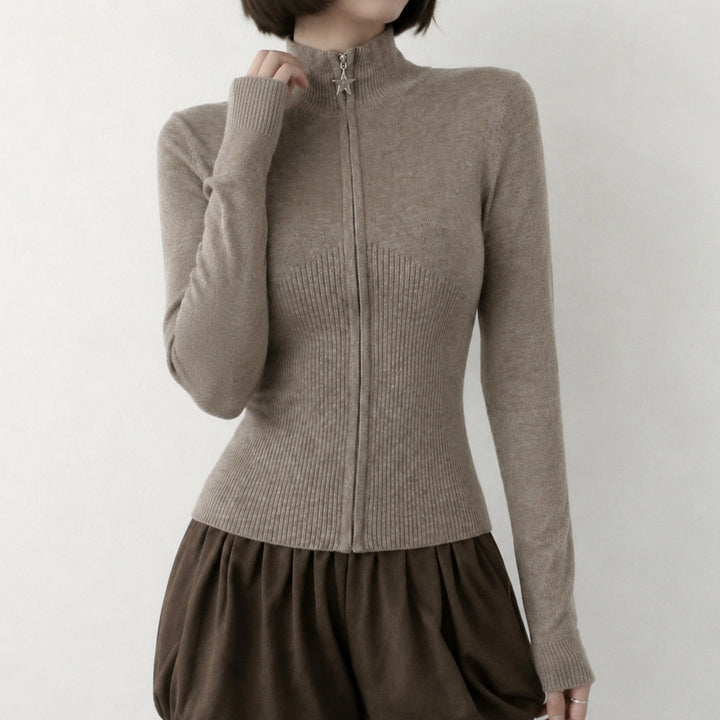 Damen Figurbetonter Zip-Pullover mit Stehkragen und taillierter Rippstruktur Echo Archiv