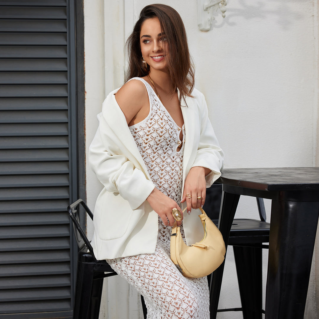 Damen Elegantes Netzkleid mit tiefem V-Ausschnitt und Knopfdetails Echo Archiv