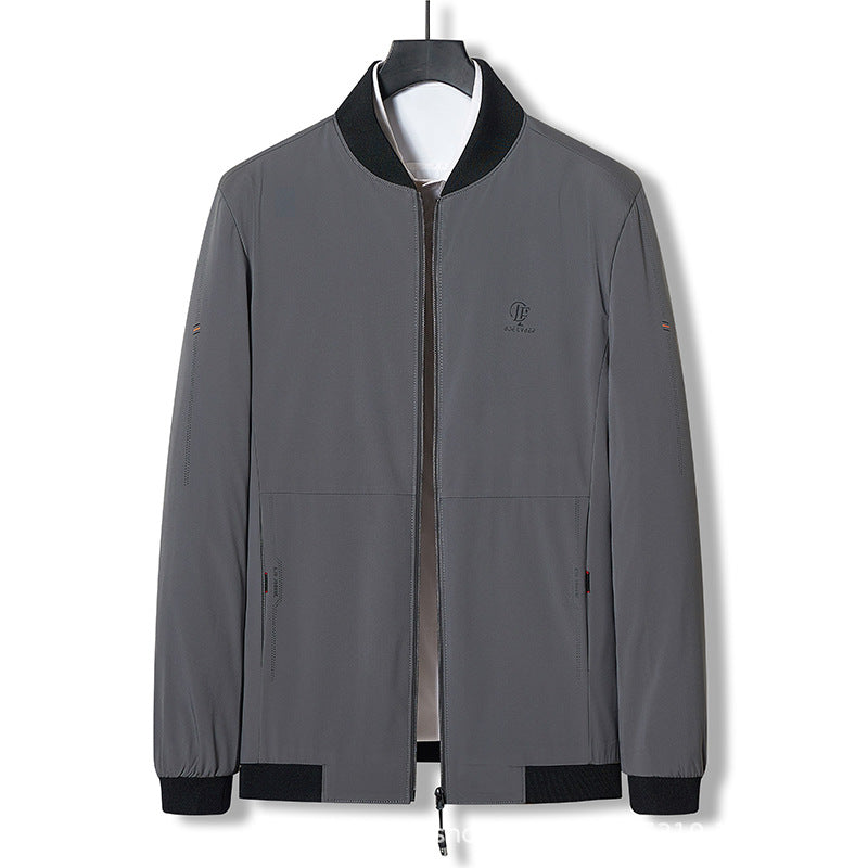 Herren sportliche Jacke mit innovativem Schnitt und atmungsaktiven Materialien Echoarchiv