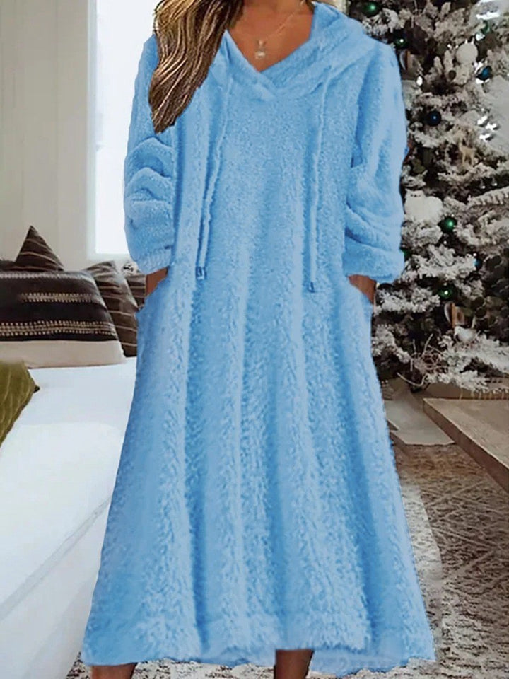 Damen Maxikleid aus Teddy-Fleece mit Kapuze, V-Ausschnitt und Eingrifftaschen Echo Archiv