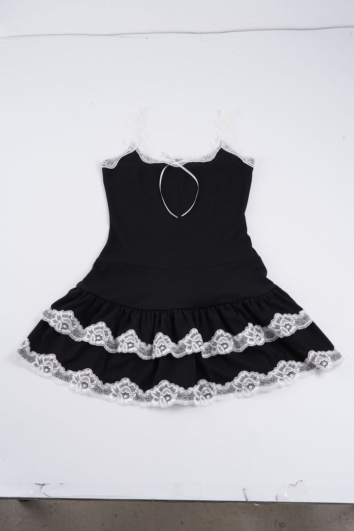 Damen Verspieltes Babydoll-Kleid mit Spitzenrand und verstellbaren Trägern Echo Archiv