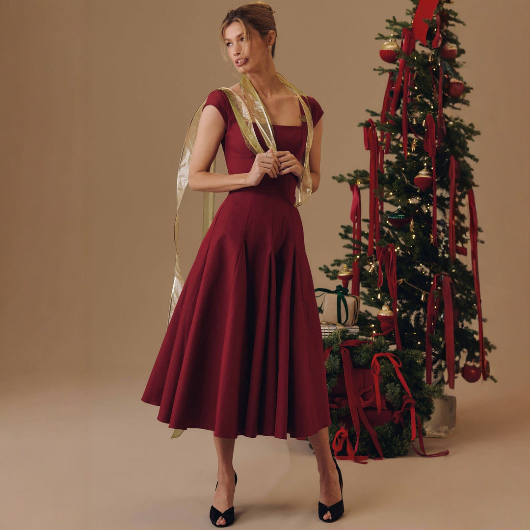 Damen Midi-Kleid mit quadratischem Ausschnitt und weit schwingendem Rock Echo Archiv
