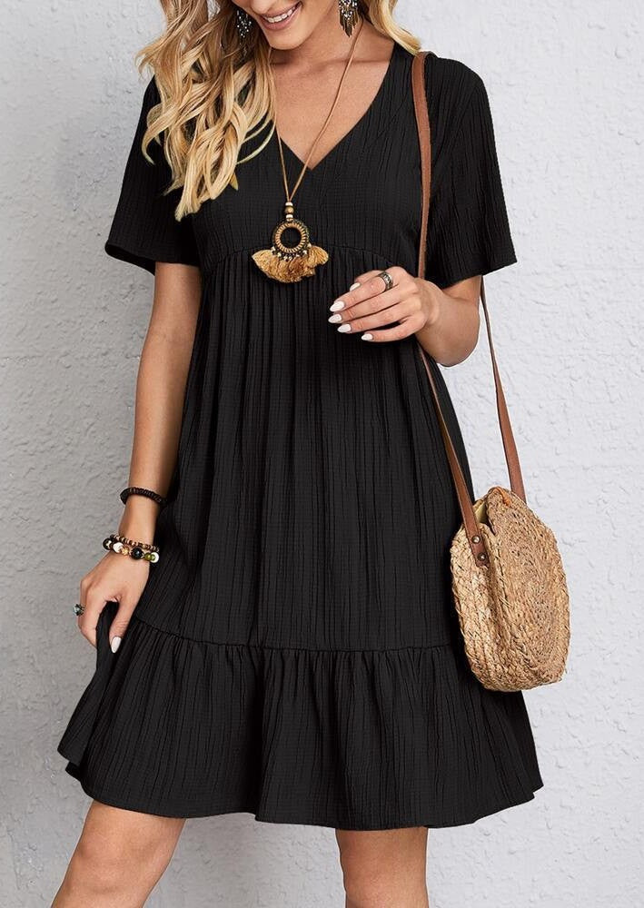 Damen nan Crinkle-Sommerkleid mit V-Ausschnitt, Empirenaht und Volant-Saum Echo Archiv