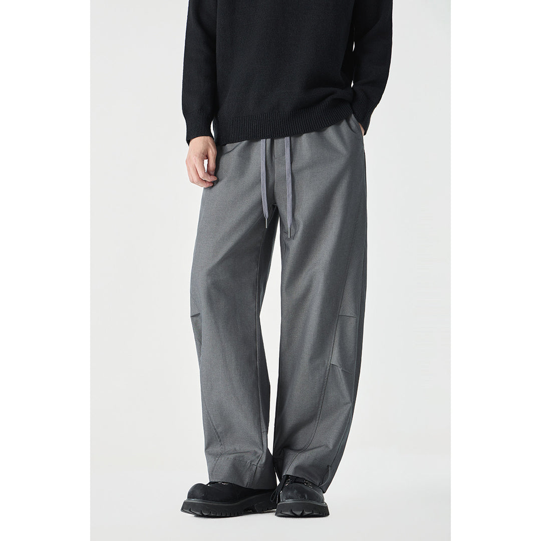 Herren Weite Cropped Cargohose mit Tunnelzug und Kniefalten Echoarchiv