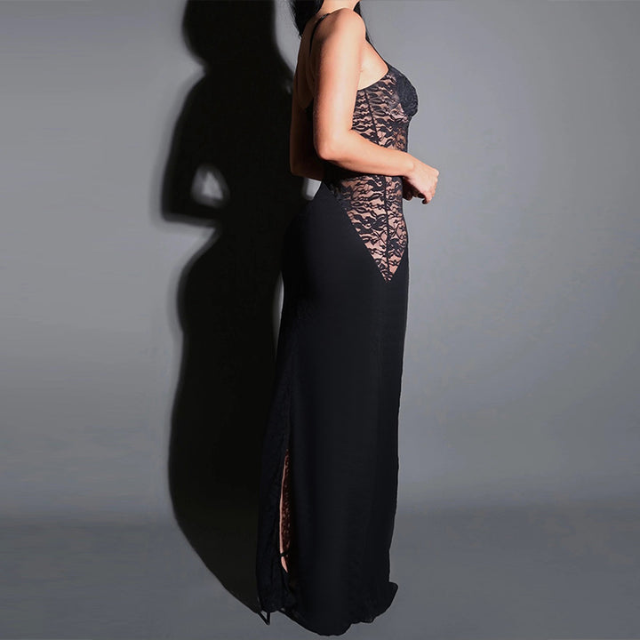Damen elegantes Spitzenkleid mit figurbetontem Unterteil und verführerischem Oberteil Echo Archiv