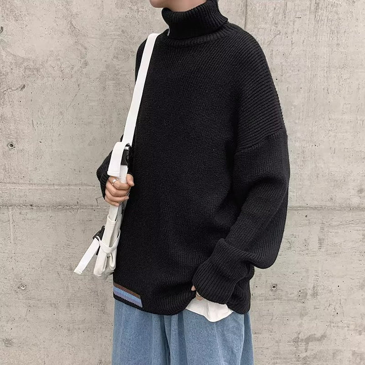 Herren Strickpullover mit hohem Kragen und modernen Rippendetails Echoarchiv