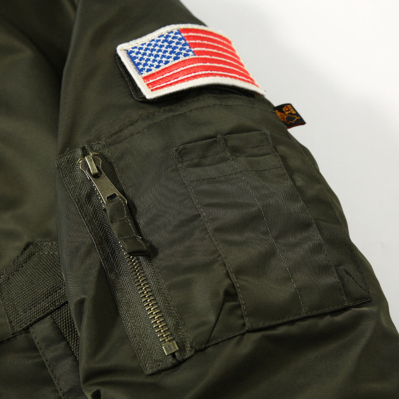 Herren Bomberjacke mit Lammfellkragen und Utility-Taschen Echoarchiv