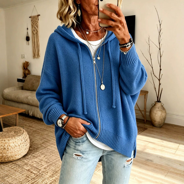 Damen Oversize Kapuzen-Zip-Cardigan aus weichem Feinstrick – Auréline