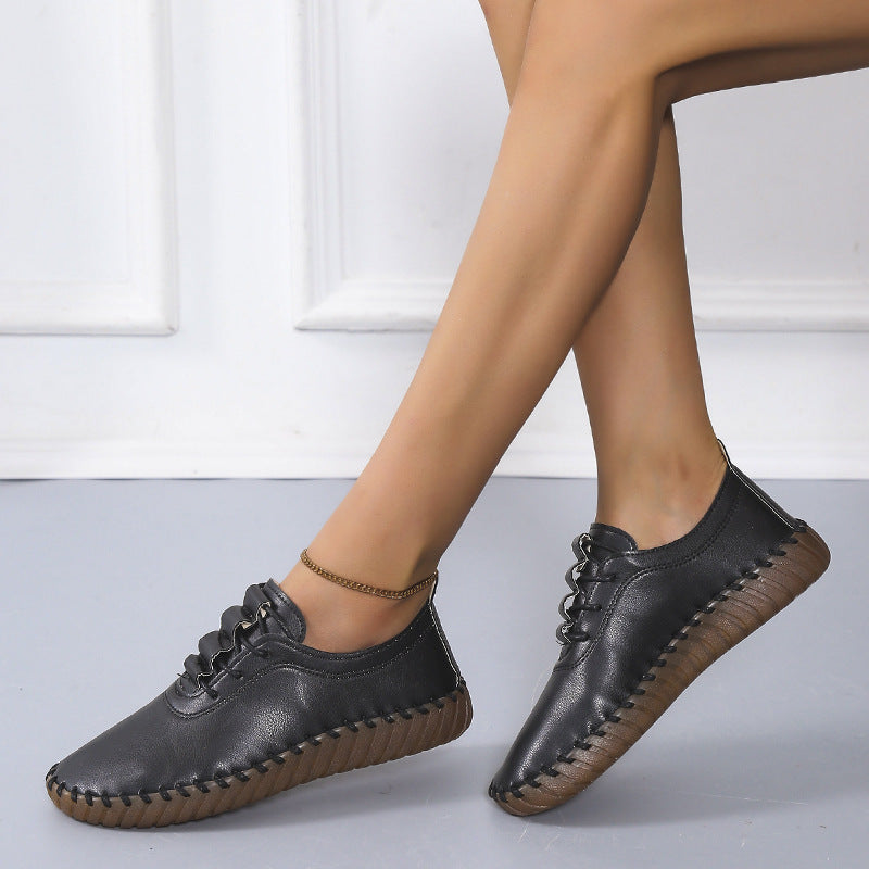 Damen Leichter Schnürschuh mit handgenähter Ziernaht und profilierter Gummisohle Echo Archiv
