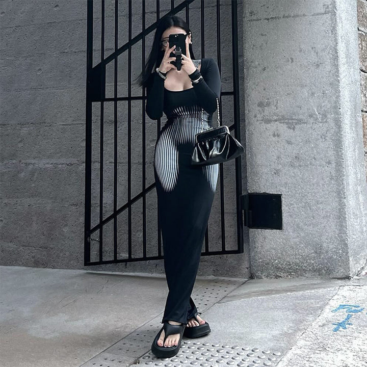 Damen Elegantes Maxikleid mit wellenförmigem Design und langen Ärmeln Echo Archiv