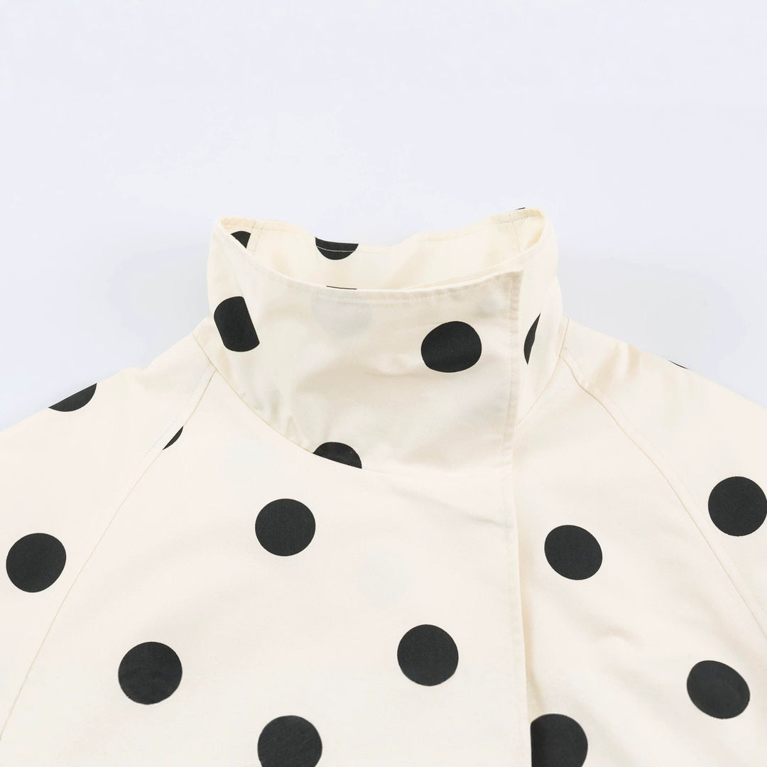 Damen gepunktete Kurzjacke mit hohem Stehkragen, elastischem Saum und praktischen Eingrifftaschen – Célinea