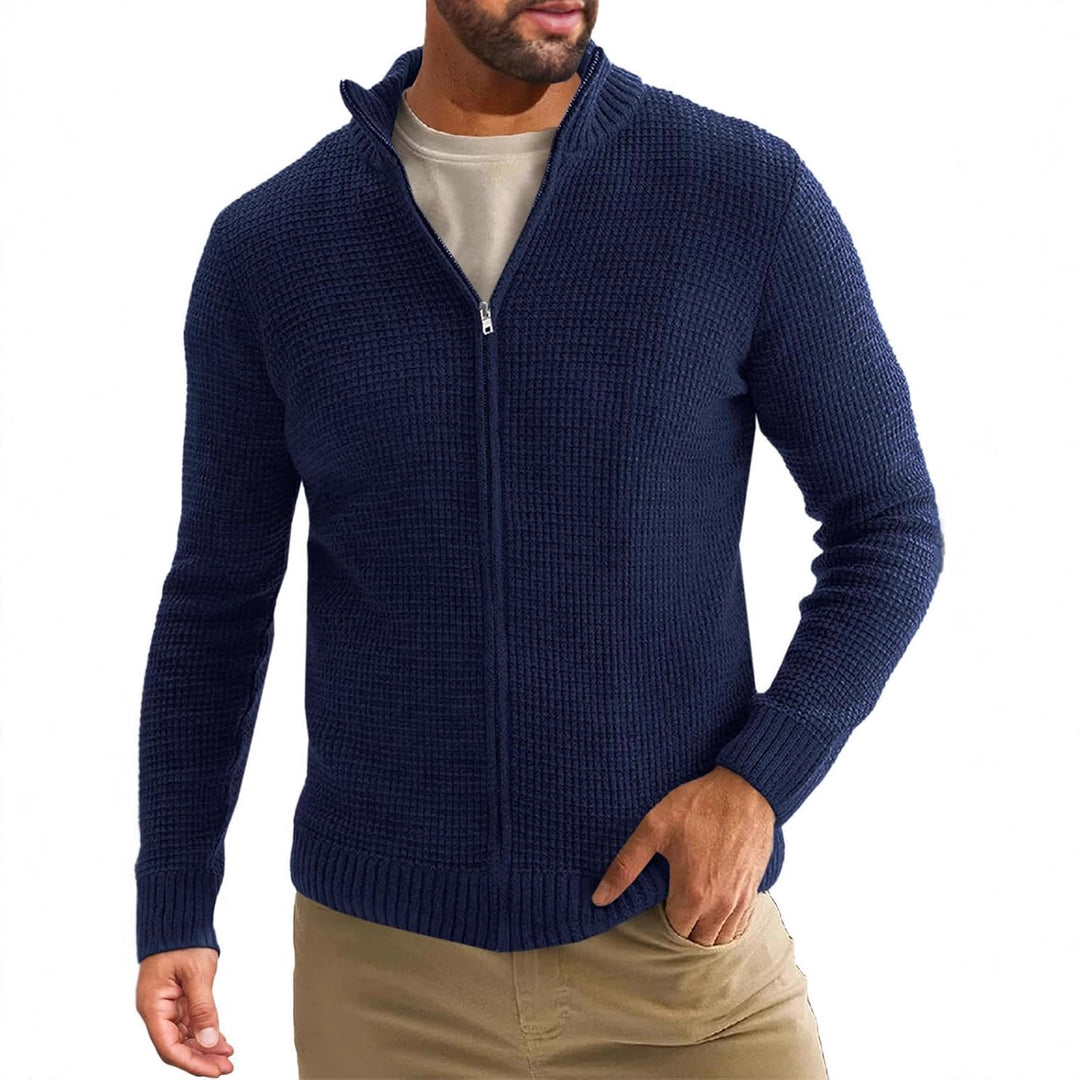 Herren Strickjacke mit hohem Kragen und Reißverschluss Echoarchiv