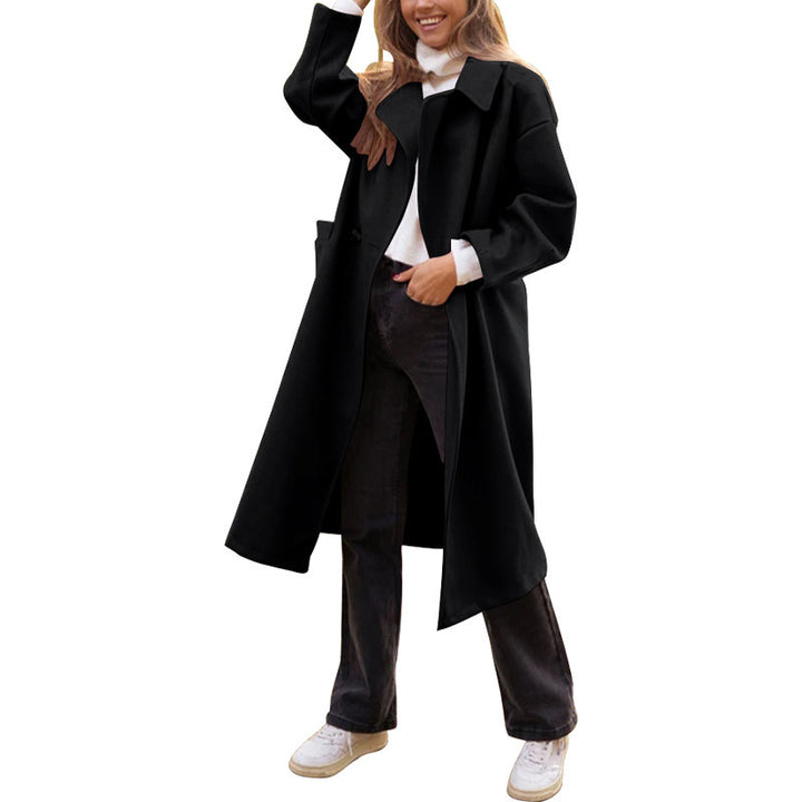 Damen Oversize-Mantel mit weitem Revers, überschnittener Schulter und verdeckter Knopfleiste – Montévia