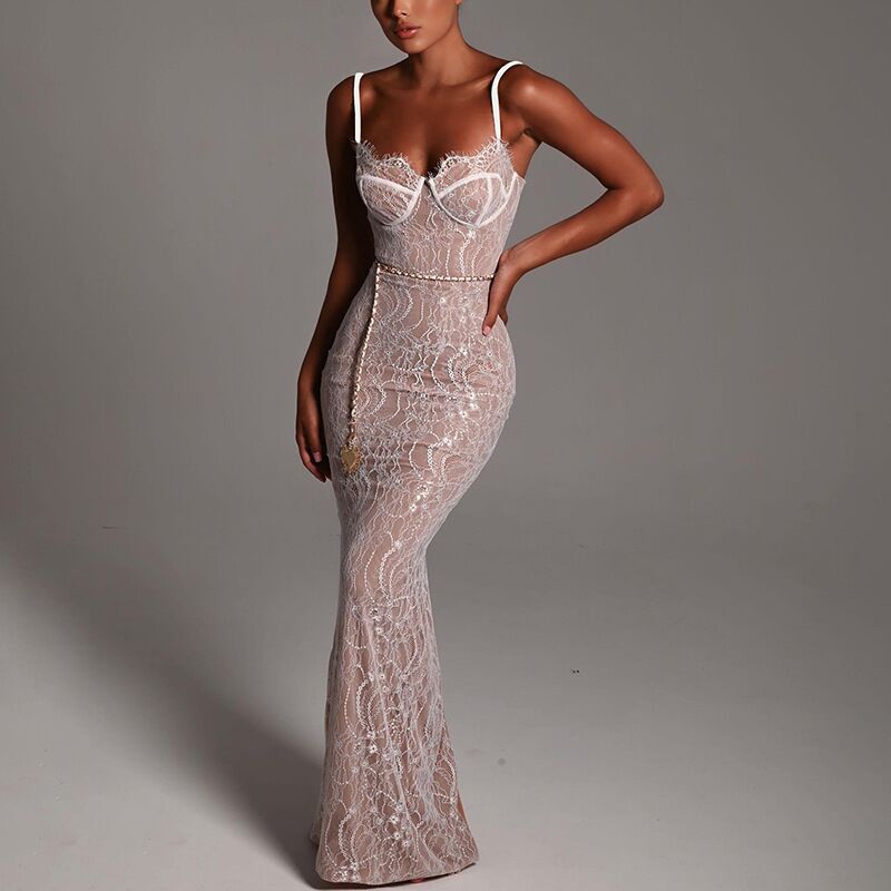 Damen Spitzenmaxikleid mit verführerischem Lingerie-Look und elegantem Akzent Echo Archiv