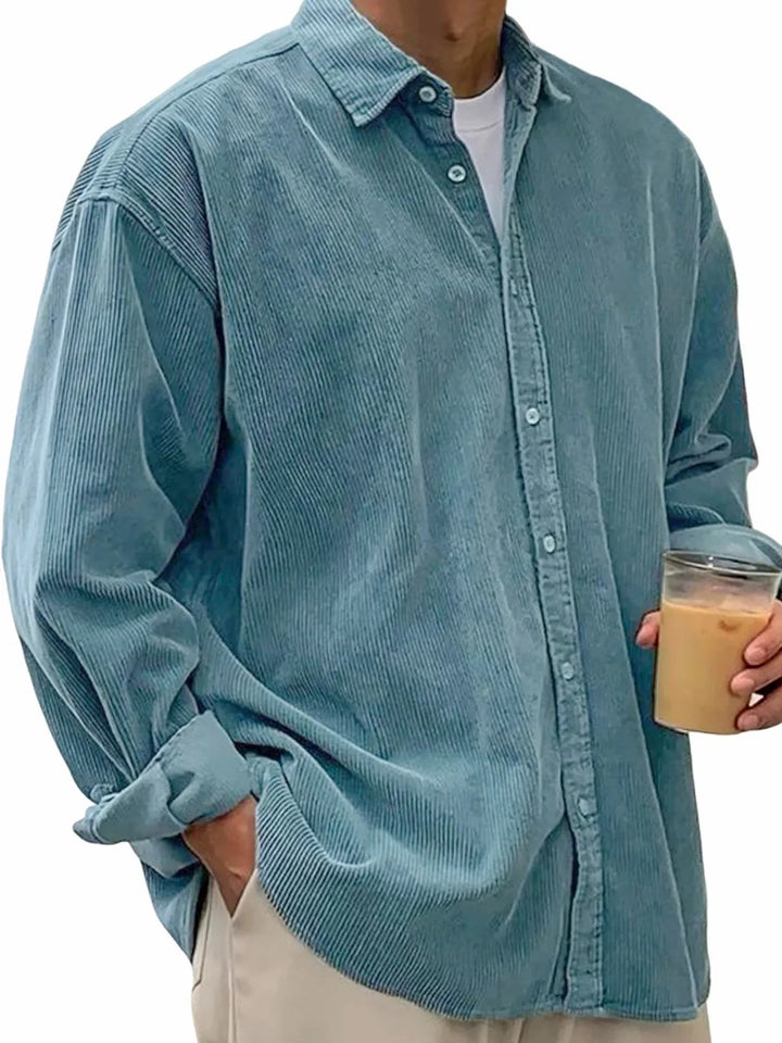 Herren Oversize Cord-Shirt aus feinem Cord mit durchgehendem Knopfverschluss und Kent-Kragen EB – Arvello