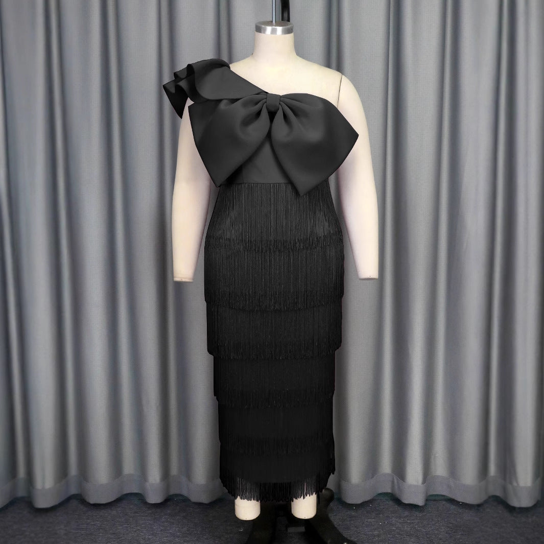Damen Cocktailkleid mit voluminösem Rüschendesign und Fransen Echo Archiv