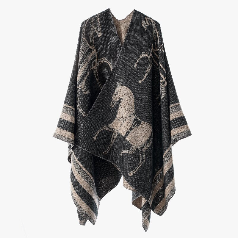 Damen Jacquard-Poncho-Überwurf mit Pferde-Motiv und kastiger Kimono-Silhouette – Célinea