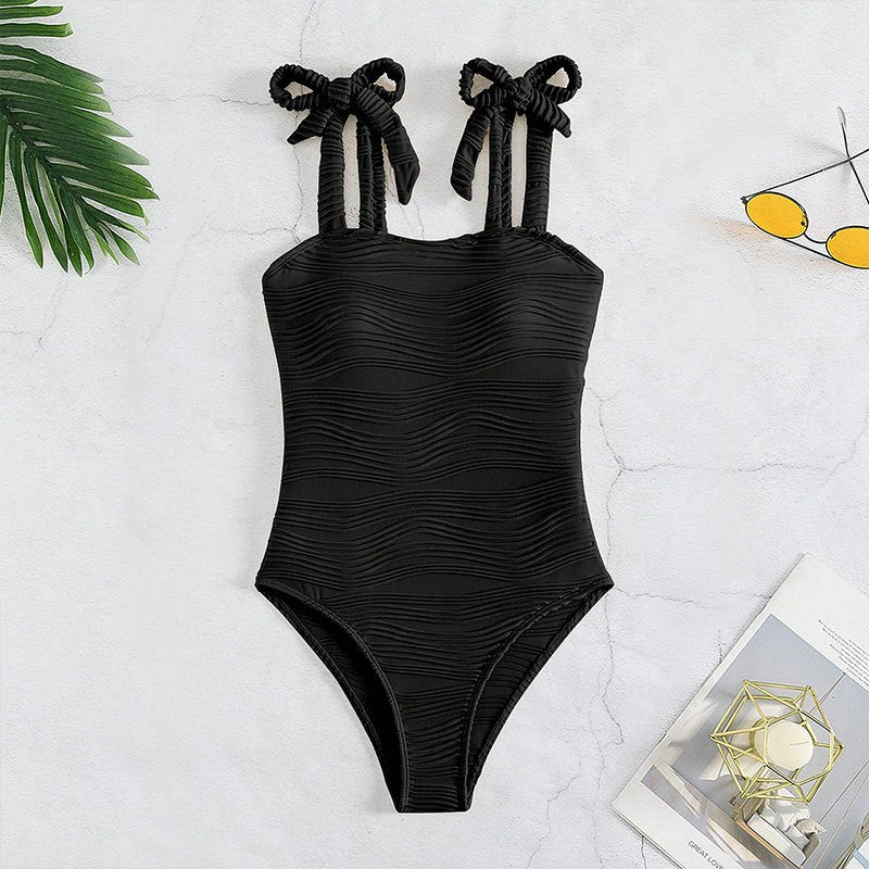 Damen Einteiler Badeanzug mit eleganter Raffung Echo Archiv