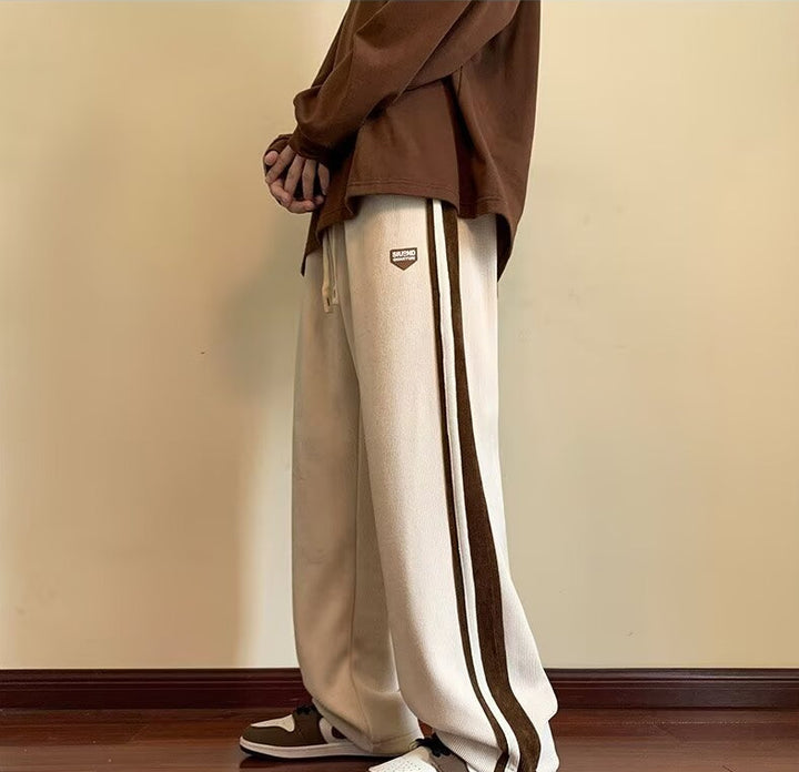 Herren Bequeme Chino-Hose mit Kontraststreifen Echoarchiv
