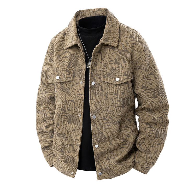 Herren Kordjacke im Truckerstil mit tonalem Blattmuster, Druckknopf‑Front und Pattentaschen Echo Archiv