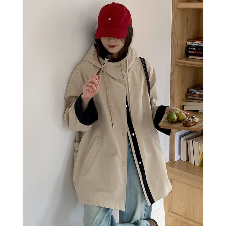 Damen Oversize Kapuzenjacke mit kontrastiertem Saum und Druckknopfleiste Echoarchiv