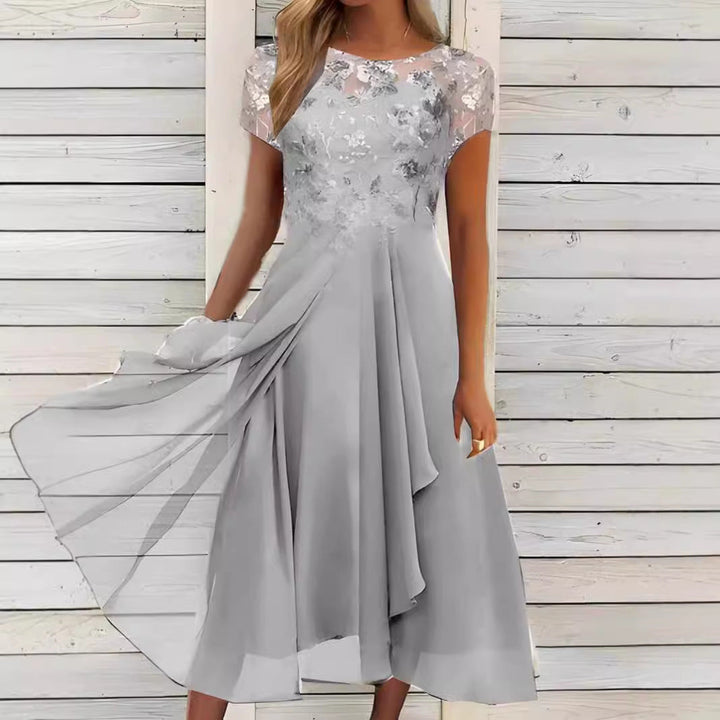 Damen nan elegantes Chiffon-Midikleid mit floraler Spitzenapplikation und fließendem Tellerrock Echoarchiv