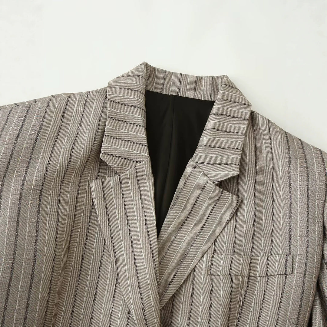 Damen Taillierter Leinenmix-Blazer mit Nadelstreifen, Pattentaschen und Taillengürtel-Detail Echo Archiv