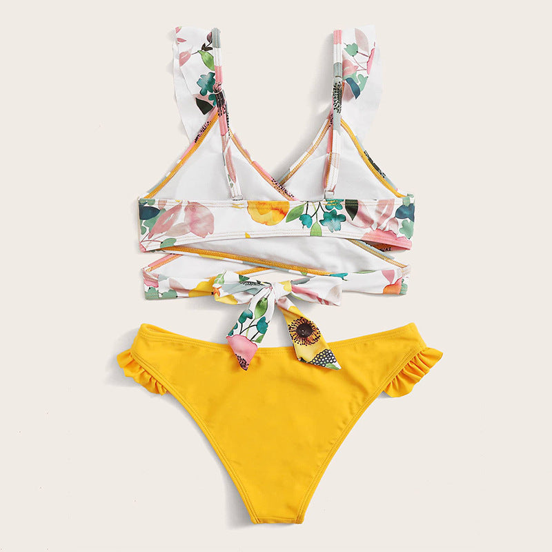 Damen Zweiteiliges Blumen-Bikini-Set mit tailliertem Oberteil und Rüschenslip Echo Archiv