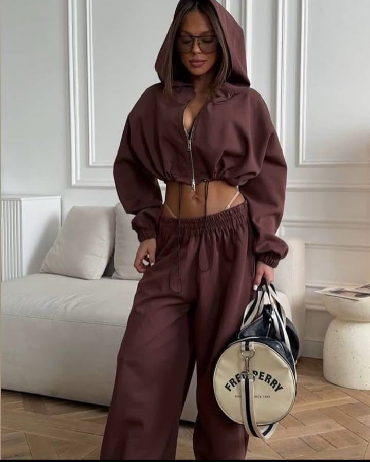 Damen nan kurzes Reißverschluss-Cropped-Hoodie und weitgeschnittene Highwaist-Loungehose Set Echo Archiv