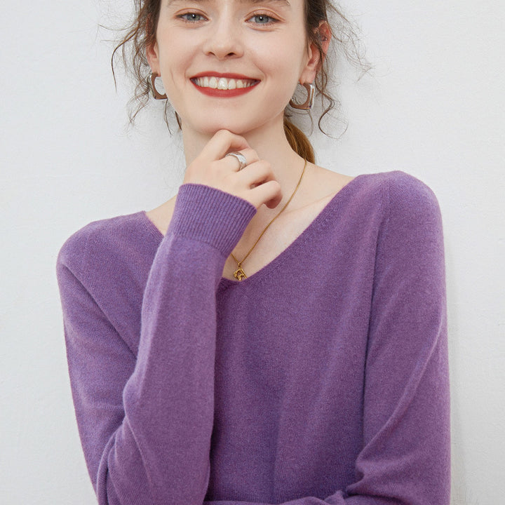 Damen Kuscheliger V‑Ausschnitt Feinstrickpullover aus Mohair‑Mix mit flauschiger Oberfläche Echoarchiv