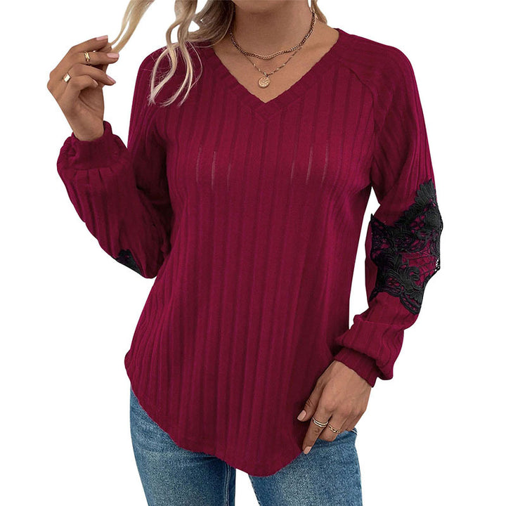 Damen Leichter Rippstrick-Pullover mit V-Ausschnitt und floraler Spitzenapplikation an den Ärmeln Echoarchiv