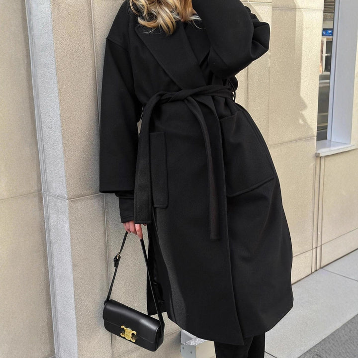 Damen Wickelmantel aus Wollmix mit Taillengürtel und aufgesetzten Taschen Echoarchiv