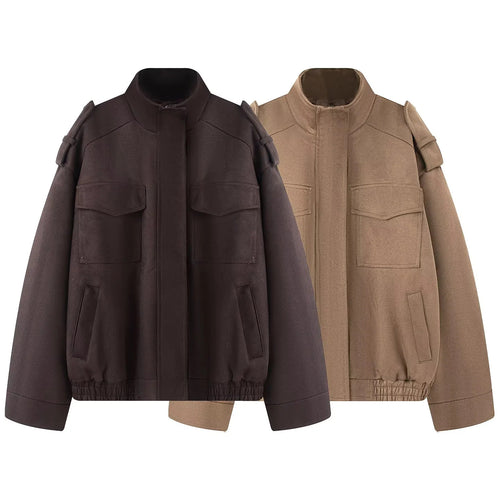 Damen kastiger Wollmix-Bomber mit Schulterklappen, Pattentaschen und elastischem Saum – Avenza