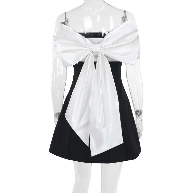 Damen schulterfreies Cocktailkleid mit elegantem Rüschenoberteil Echo Archiv