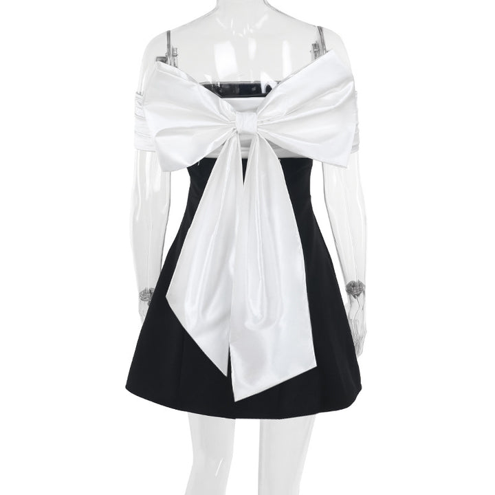 Damen schulterfreies Cocktailkleid mit elegantem Rüschenoberteil Echo Archiv