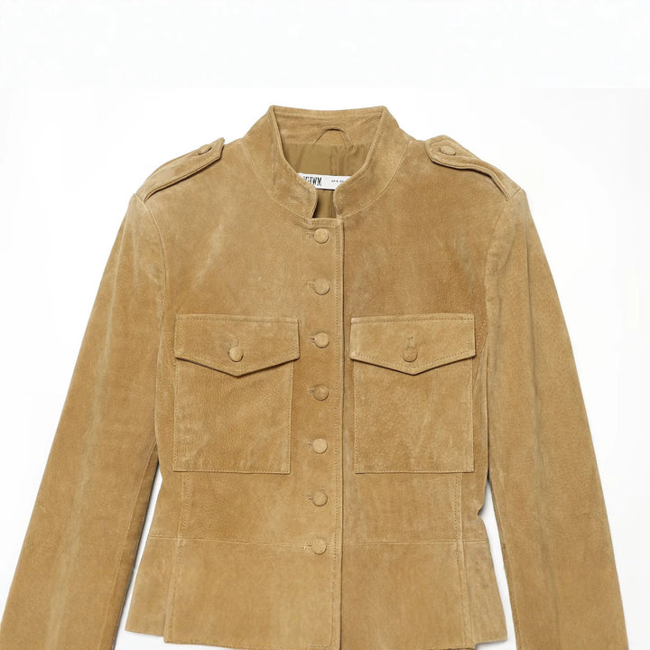 Damen Taillierte Wildlederjacke mit Stehkragen, Pattentaschen und Schulterklappen Echo Archiv