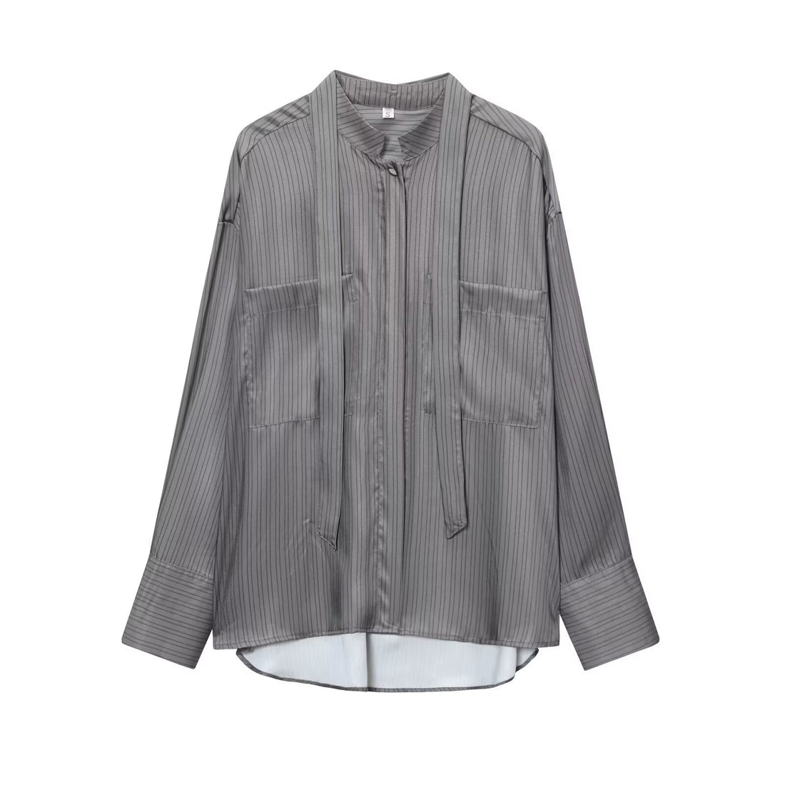 Damen Oversize Seidenähnliche Bluse mit Schluppe und Brusttaschen Echoarchiv
