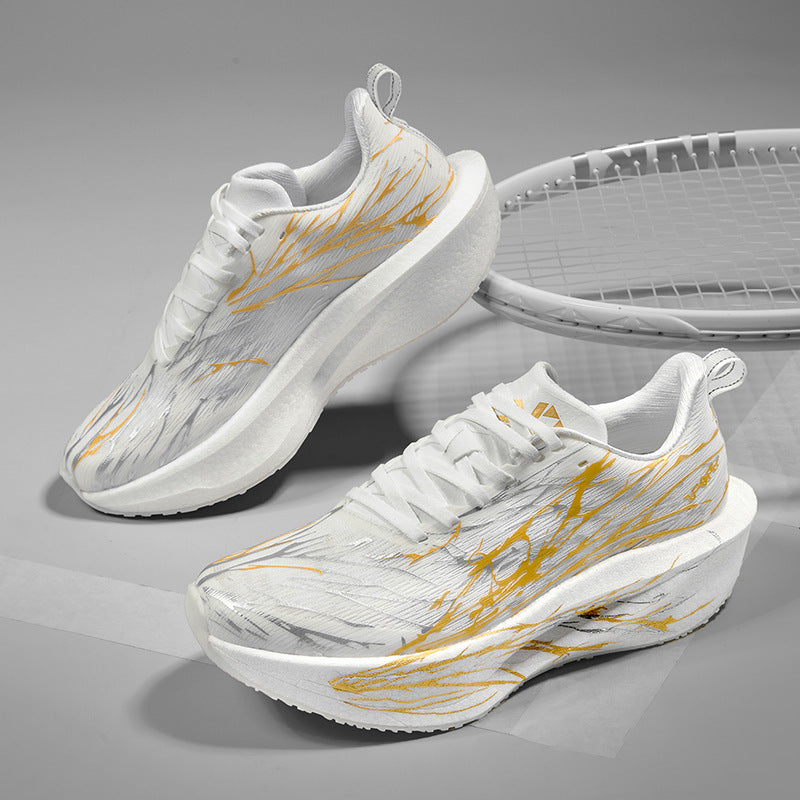 Unisex gedämpfte Race-Plateau-Laufschuhe mit Rocker-Zwischensohle und atmungsaktivem Micro-Mesh – Tavélo
